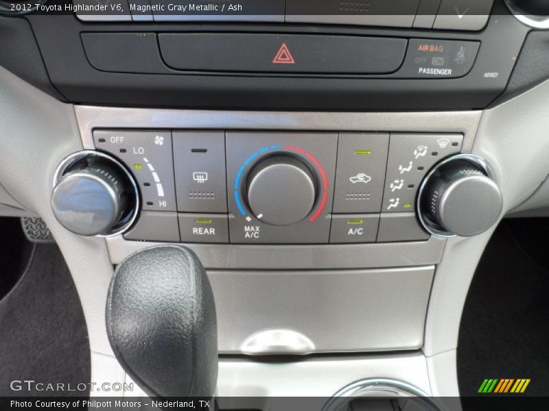 Controls of 2012 Highlander V6