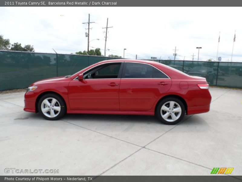 Barcelona Red Metallic / Dark Charcoal 2011 Toyota Camry SE