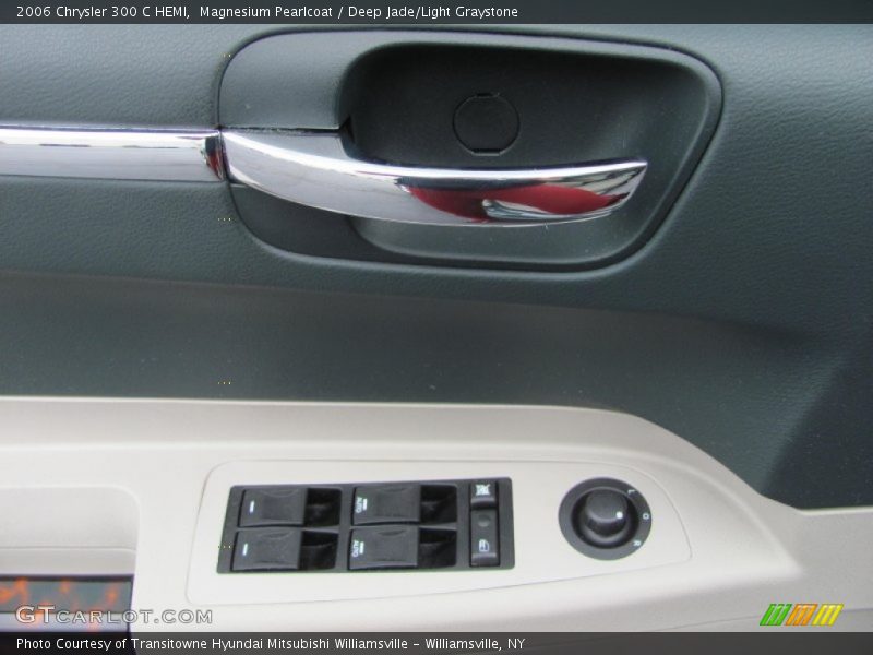 Magnesium Pearlcoat / Deep Jade/Light Graystone 2006 Chrysler 300 C HEMI