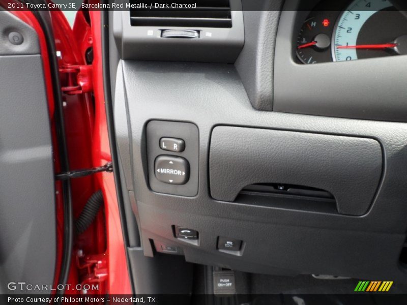 Barcelona Red Metallic / Dark Charcoal 2011 Toyota Camry SE