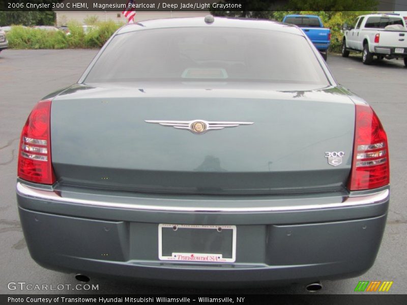 Magnesium Pearlcoat / Deep Jade/Light Graystone 2006 Chrysler 300 C HEMI