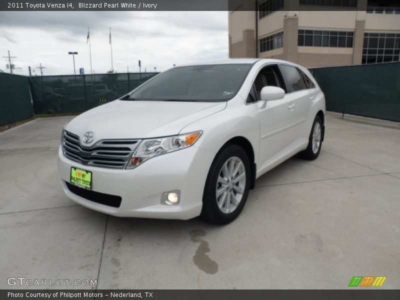 Blizzard Pearl White / Ivory 2011 Toyota Venza I4