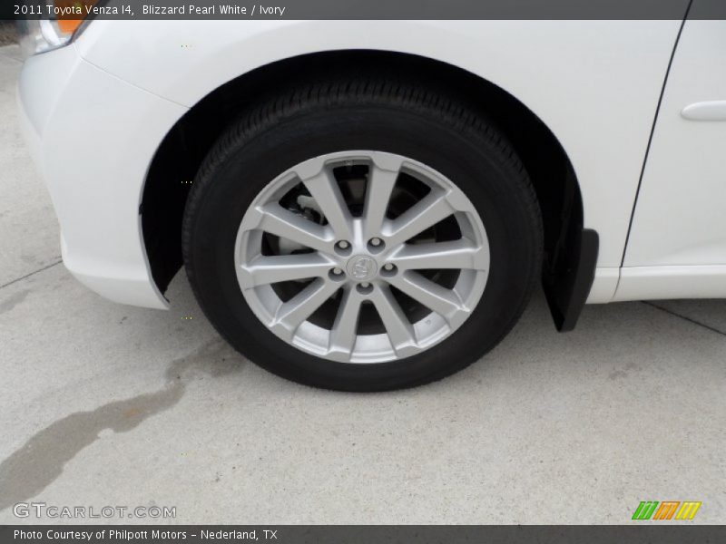 Blizzard Pearl White / Ivory 2011 Toyota Venza I4