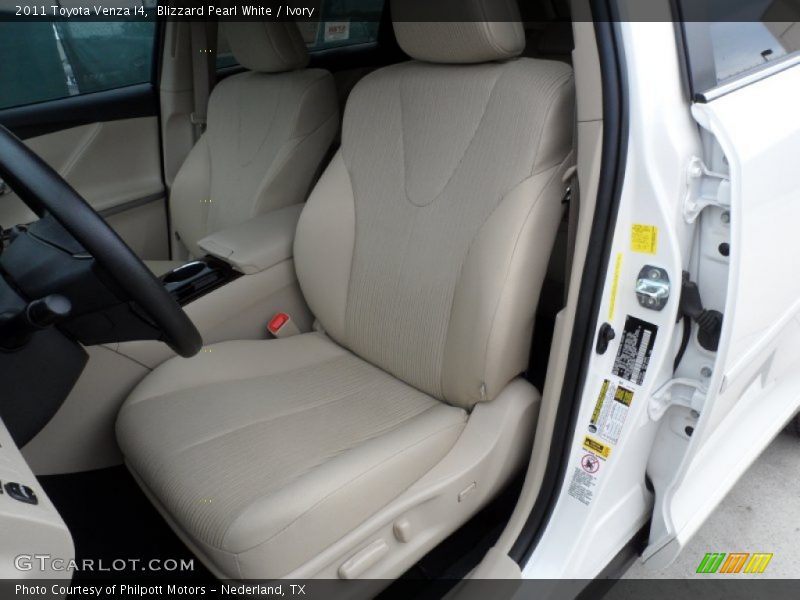 Blizzard Pearl White / Ivory 2011 Toyota Venza I4