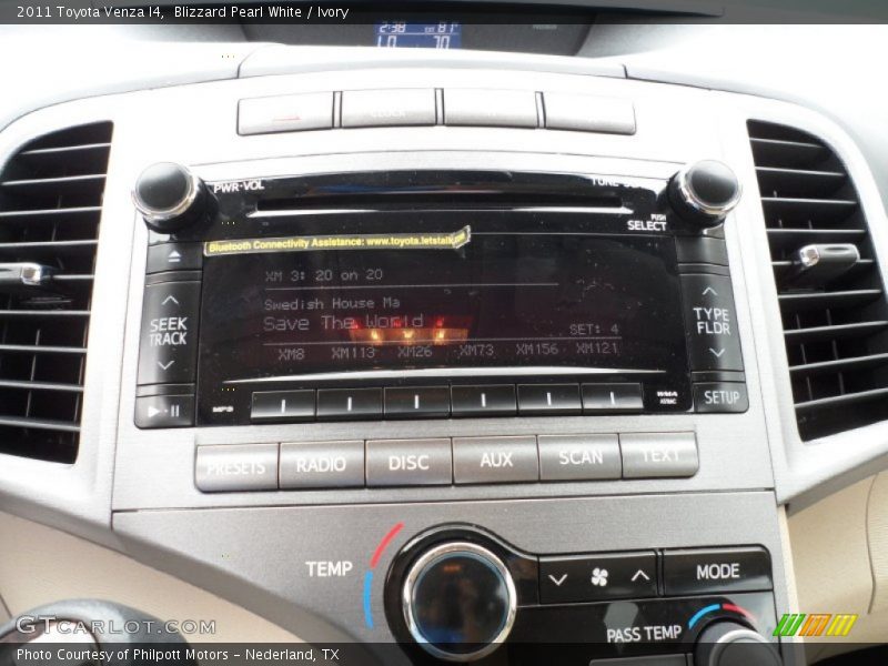 Blizzard Pearl White / Ivory 2011 Toyota Venza I4