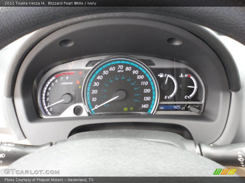 Blizzard Pearl White / Ivory 2011 Toyota Venza I4