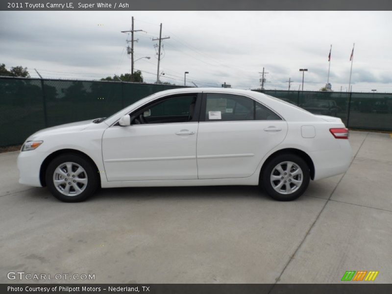 Super White / Ash 2011 Toyota Camry LE