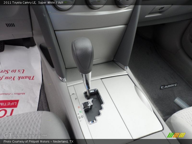 Super White / Ash 2011 Toyota Camry LE