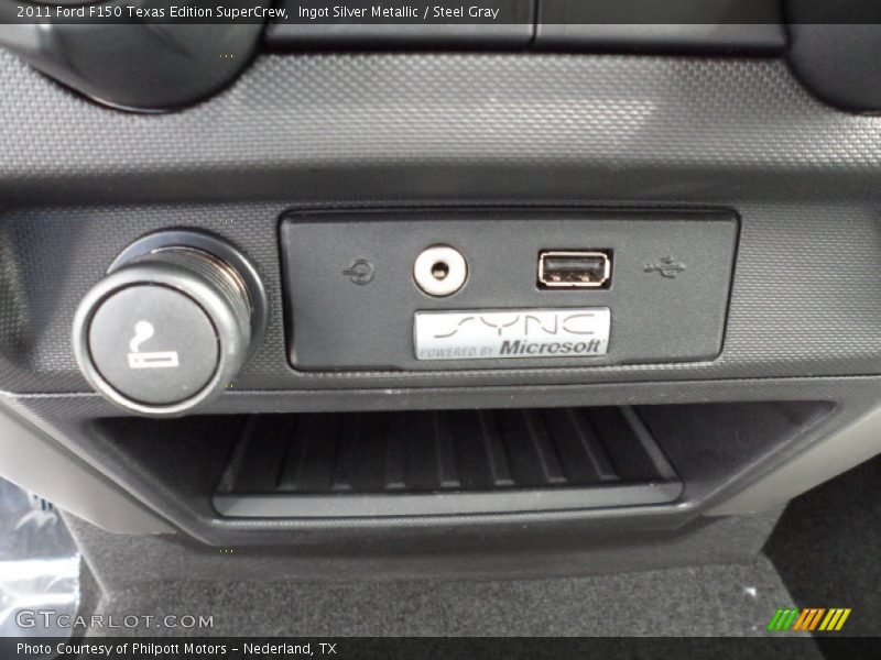 Ingot Silver Metallic / Steel Gray 2011 Ford F150 Texas Edition SuperCrew