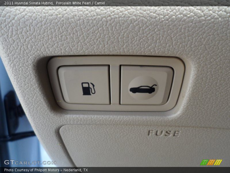 Porcelain White Pearl / Camel 2011 Hyundai Sonata Hybrid