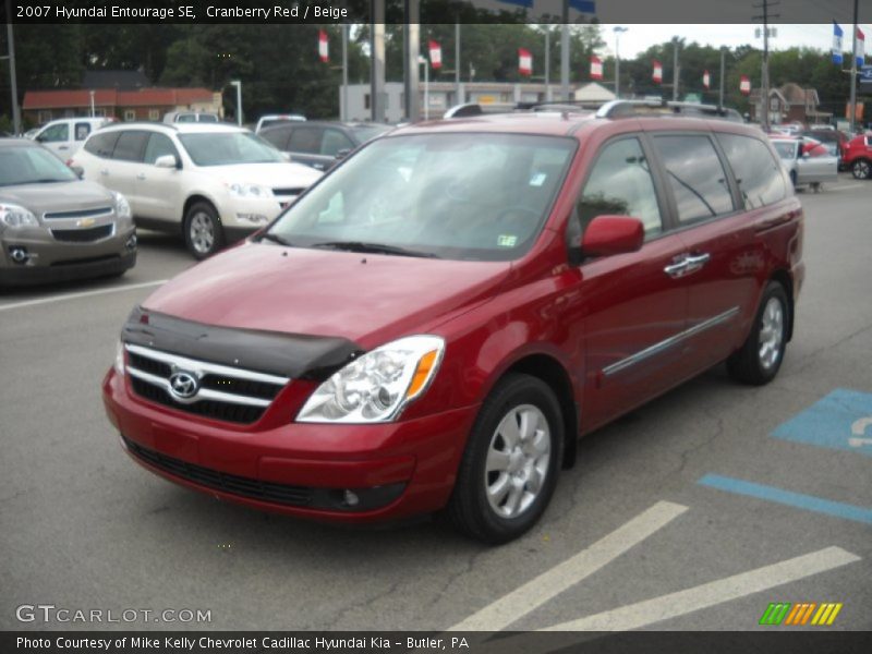 Cranberry Red / Beige 2007 Hyundai Entourage SE
