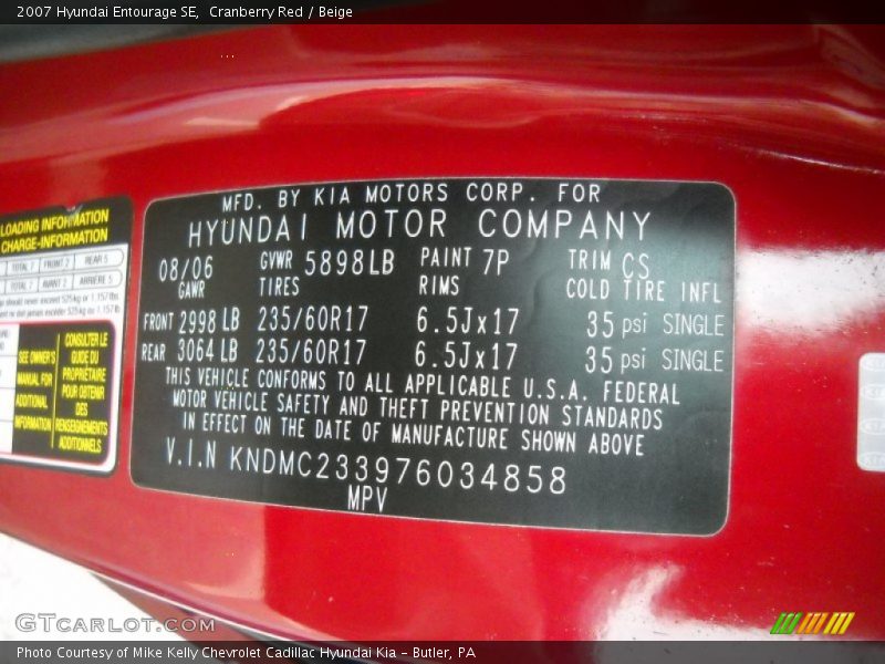 Cranberry Red / Beige 2007 Hyundai Entourage SE