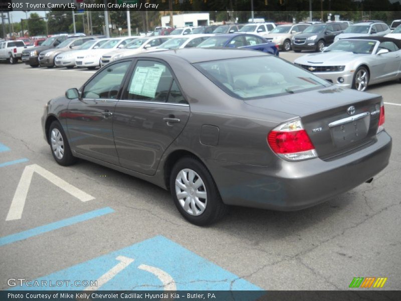 Phantom Gray Pearl / Gray 2005 Toyota Camry LE
