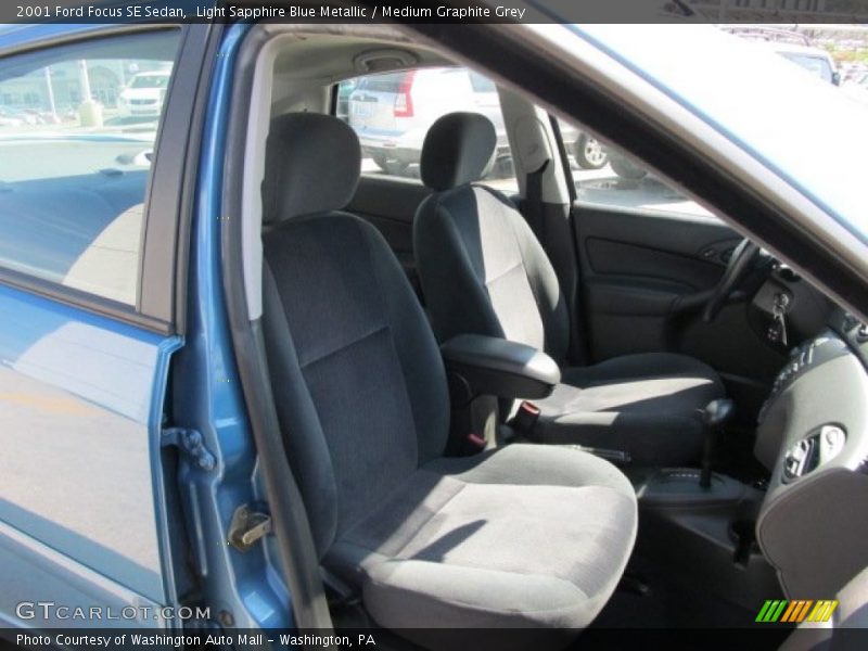  2001 Focus SE Sedan Medium Graphite Grey Interior