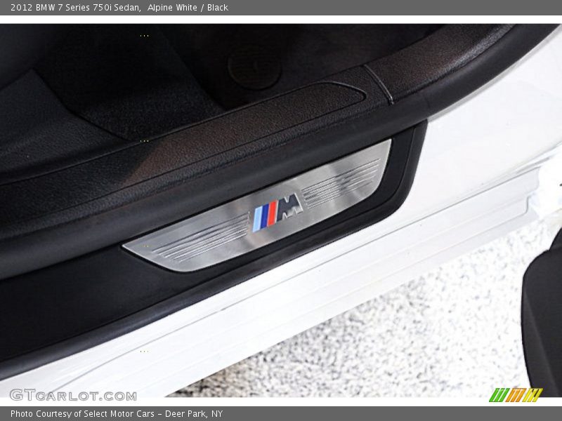 Alpine White / Black 2012 BMW 7 Series 750i Sedan