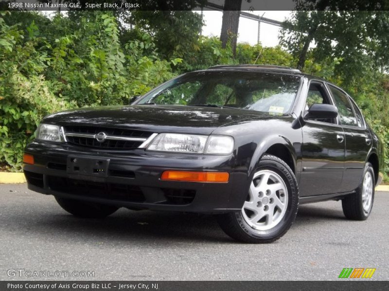 Super Black / Black 1998 Nissan Maxima GLE