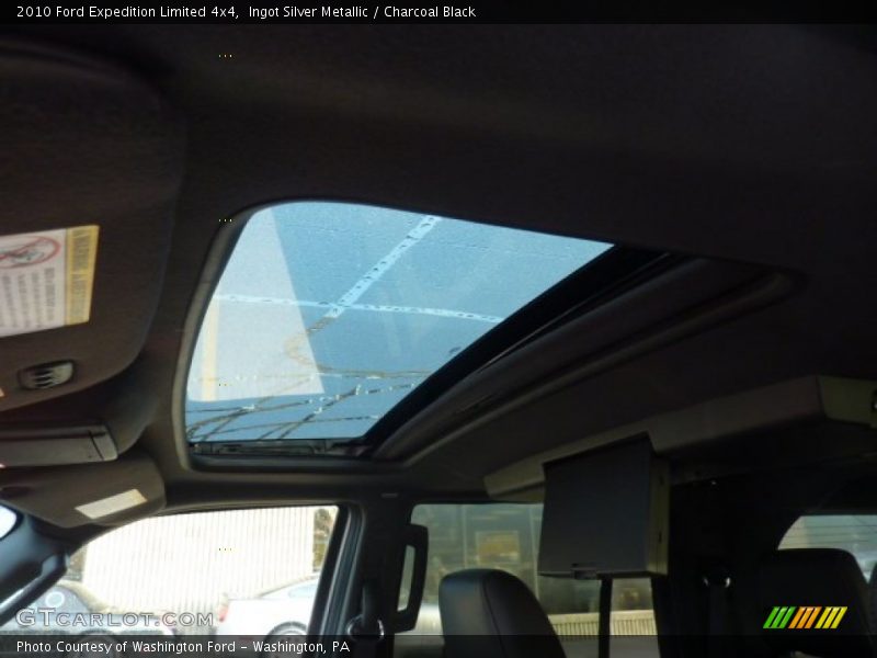 Ingot Silver Metallic / Charcoal Black 2010 Ford Expedition Limited 4x4