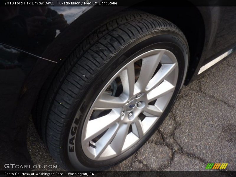 Tuxedo Black / Medium Light Stone 2010 Ford Flex Limited AWD