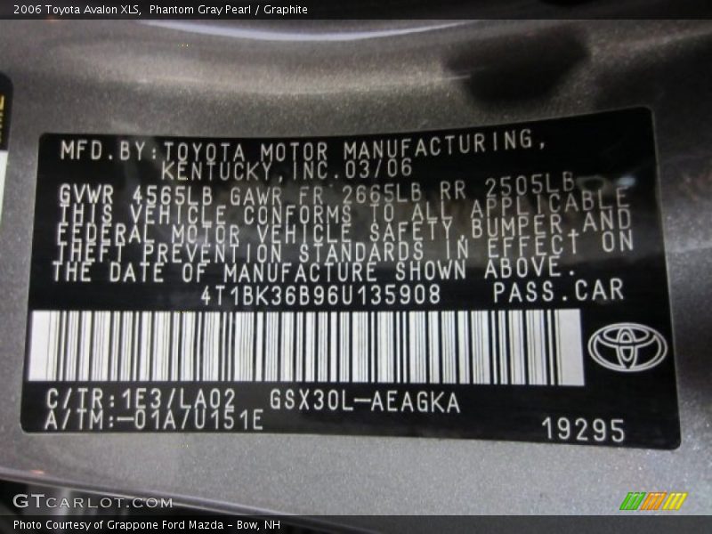 Phantom Gray Pearl / Graphite 2006 Toyota Avalon XLS
