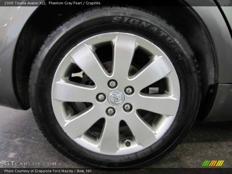 Phantom Gray Pearl / Graphite 2006 Toyota Avalon XLS
