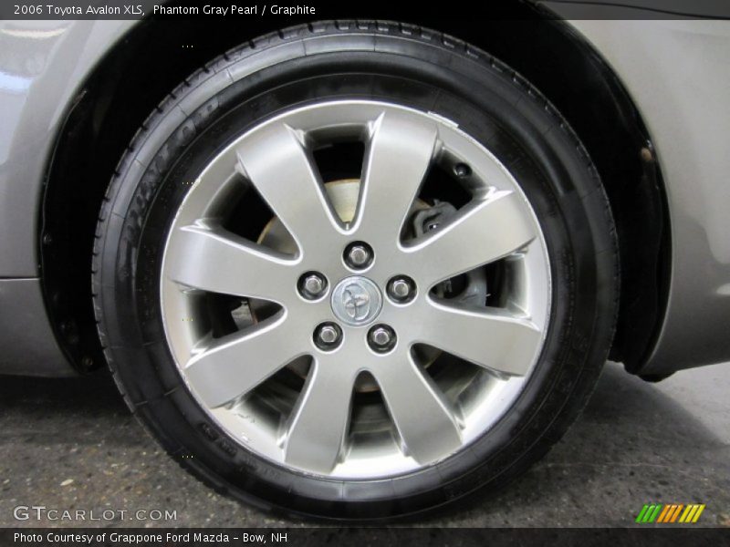 Phantom Gray Pearl / Graphite 2006 Toyota Avalon XLS