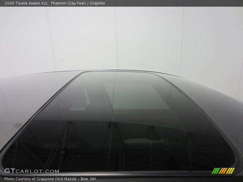 Phantom Gray Pearl / Graphite 2006 Toyota Avalon XLS