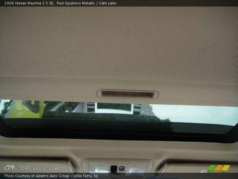 Red Opulence Metallic / Cafe Latte 2006 Nissan Maxima 3.5 SE