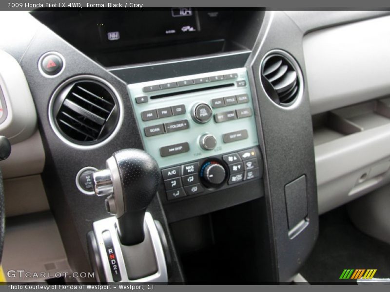Formal Black / Gray 2009 Honda Pilot LX 4WD
