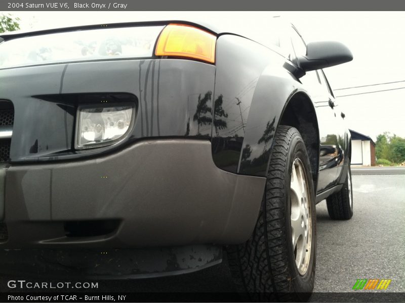 Black Onyx / Gray 2004 Saturn VUE V6