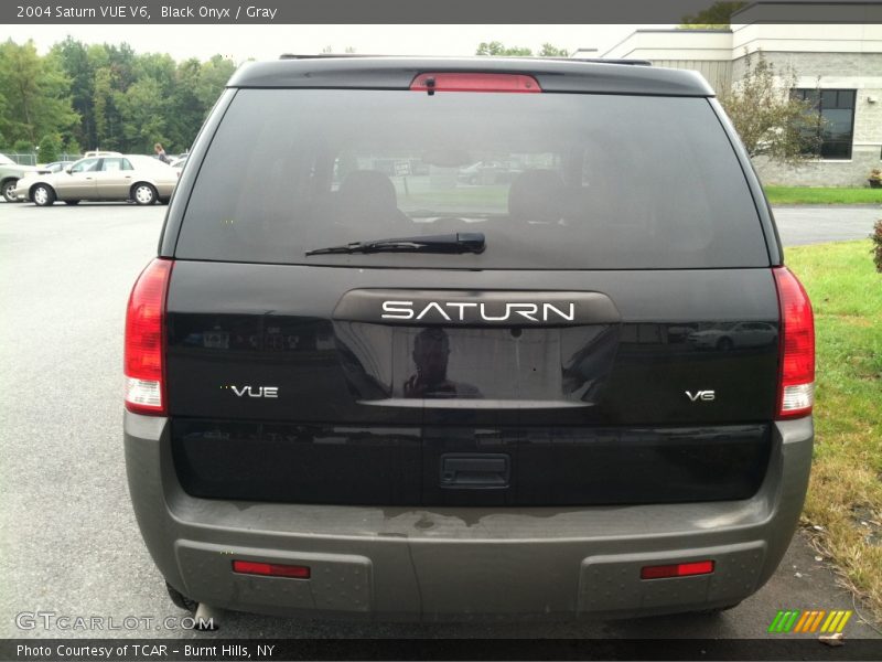 Black Onyx / Gray 2004 Saturn VUE V6