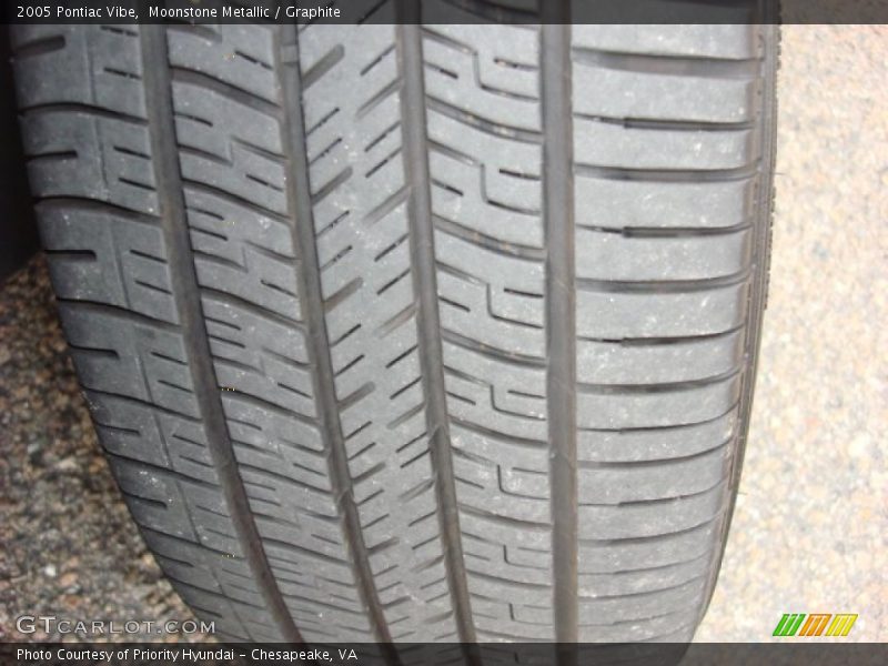 Moonstone Metallic / Graphite 2005 Pontiac Vibe