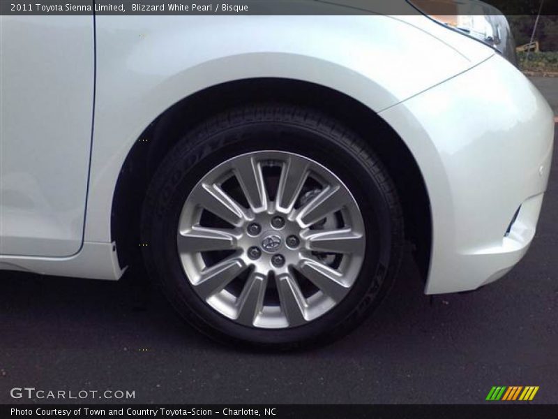 Blizzard White Pearl / Bisque 2011 Toyota Sienna Limited