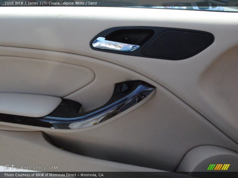 Alpine White / Sand 2006 BMW 3 Series 325i Coupe