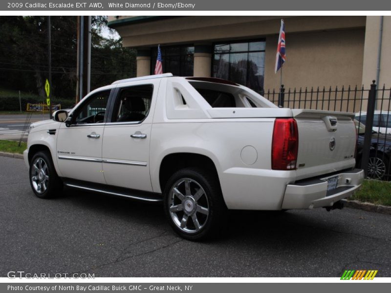 White Diamond / Ebony/Ebony 2009 Cadillac Escalade EXT AWD