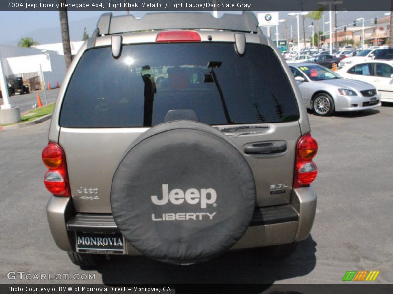 Light Khaki Metallic / Light Taupe/Dark Slate Gray 2004 Jeep Liberty Renegade 4x4