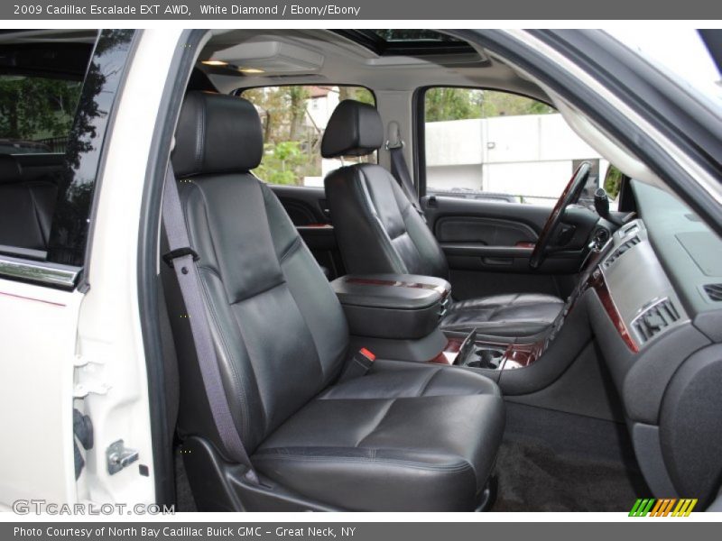 White Diamond / Ebony/Ebony 2009 Cadillac Escalade EXT AWD