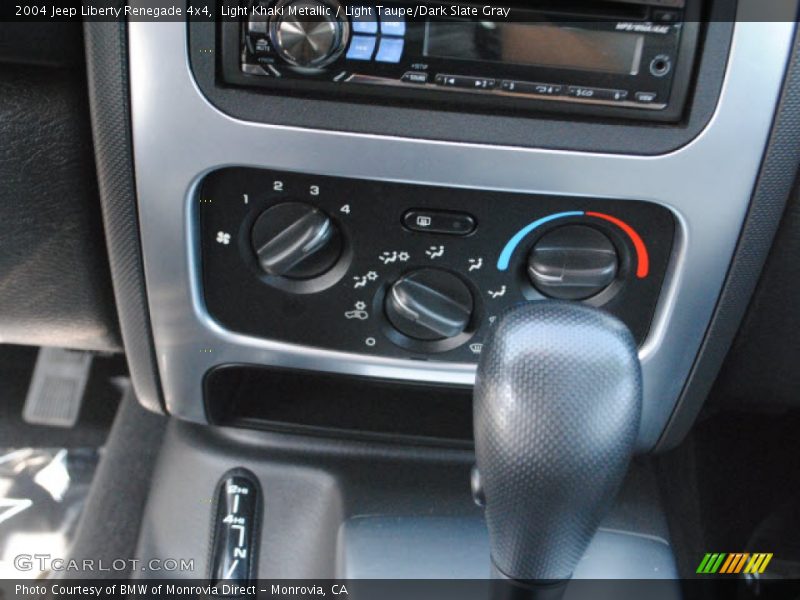 Light Khaki Metallic / Light Taupe/Dark Slate Gray 2004 Jeep Liberty Renegade 4x4