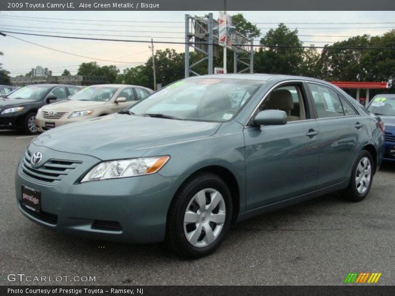 Aloe Green Metallic / Bisque 2009 Toyota Camry LE