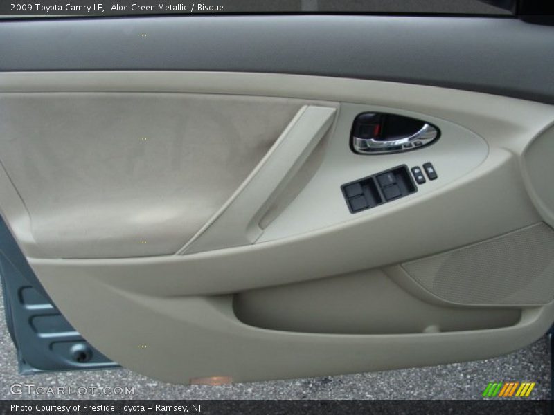 Aloe Green Metallic / Bisque 2009 Toyota Camry LE