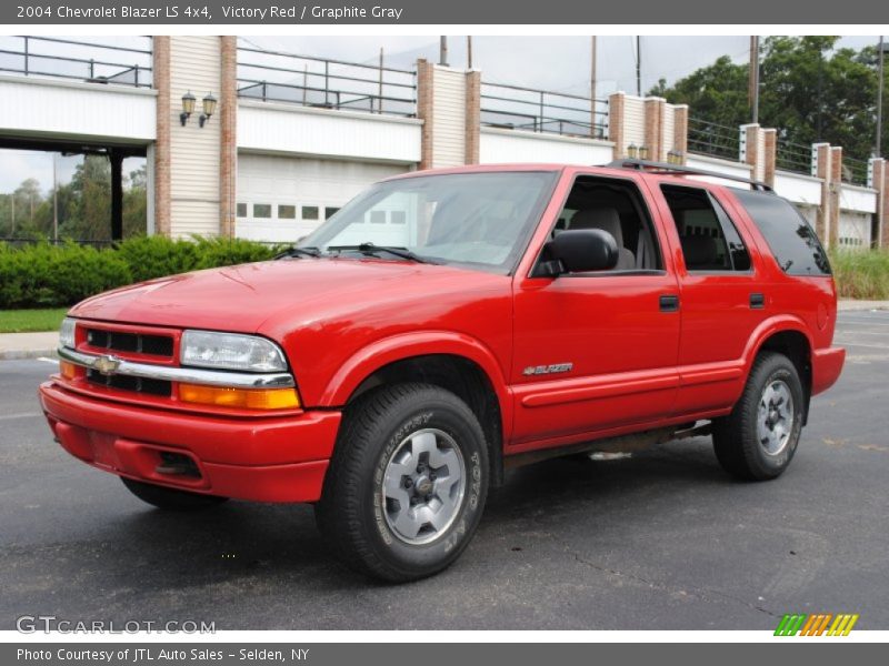 Victory Red / Graphite Gray 2004 Chevrolet Blazer LS 4x4
