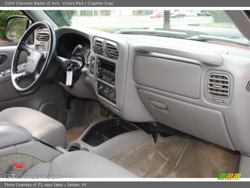 Victory Red / Graphite Gray 2004 Chevrolet Blazer LS 4x4