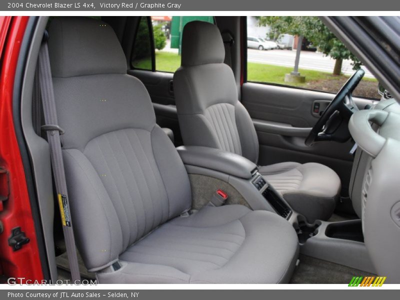 Victory Red / Graphite Gray 2004 Chevrolet Blazer LS 4x4