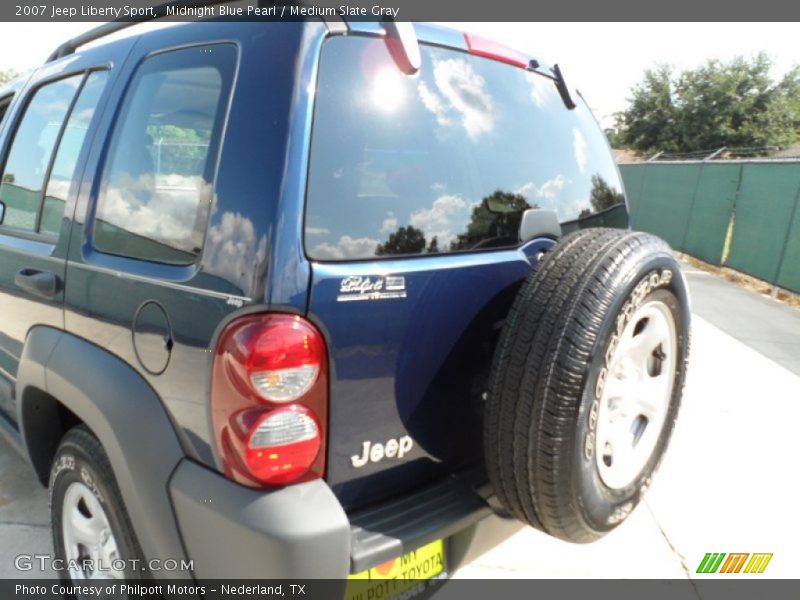 Midnight Blue Pearl / Medium Slate Gray 2007 Jeep Liberty Sport