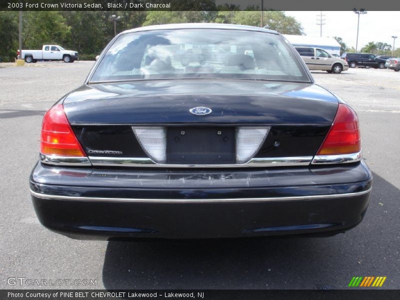Black / Dark Charcoal 2003 Ford Crown Victoria Sedan