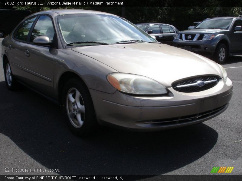 Arizona Beige Metallic / Medium Parchment 2002 Ford Taurus SES