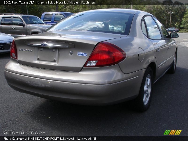 Arizona Beige Metallic / Medium Parchment 2002 Ford Taurus SES