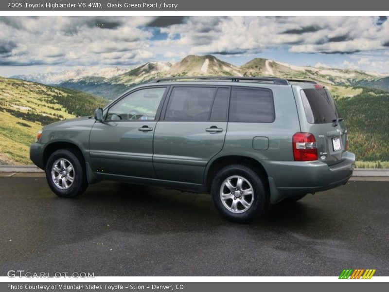 Oasis Green Pearl / Ivory 2005 Toyota Highlander V6 4WD