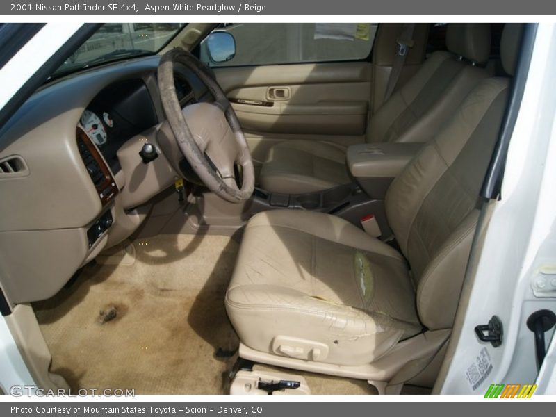 Aspen White Pearlglow / Beige 2001 Nissan Pathfinder SE 4x4