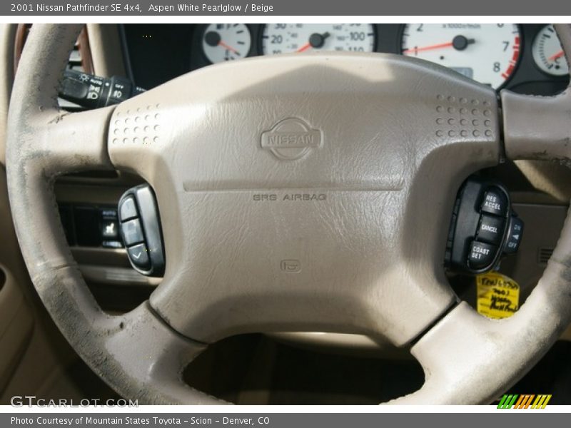 Aspen White Pearlglow / Beige 2001 Nissan Pathfinder SE 4x4