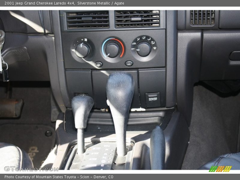 Silverstone Metallic / Agate 2001 Jeep Grand Cherokee Laredo 4x4